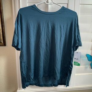 FLX Travel/Leisure Short Sleeve Tee in Small Brand New in Moondust Color